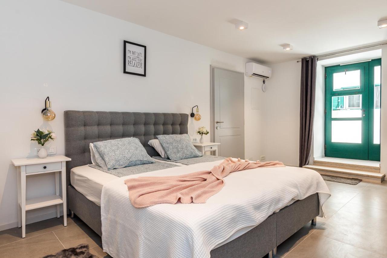Luxury Apartments Azalea Primosten Luaran gambar